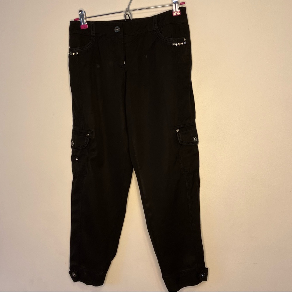 White House Black Market Cargo Capri Pants Black Size: 00